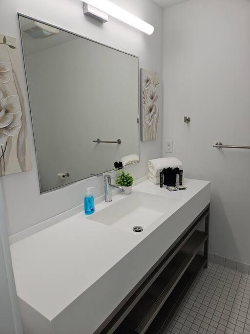 Tremont Smart 16 - A Kcm Property Кливланд Екстериор снимка