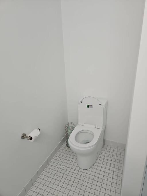 Tremont Smart 16 - A Kcm Property Кливланд Екстериор снимка